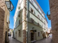 Sale, one bedroom apartment, 48m², Stari Grad, Budva - image 13