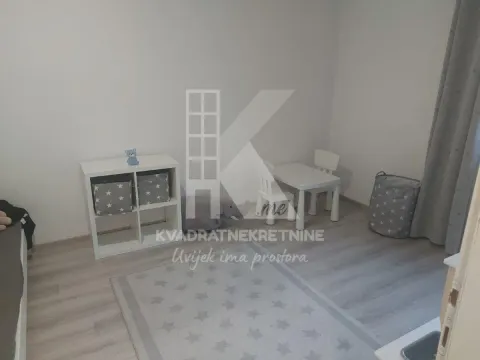 Prodaja, kuća, 190m², Konik, Podgorica - image 10