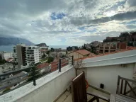 Izdavanje, trosoban stan, 85m², Gospoština, Budva - image 3