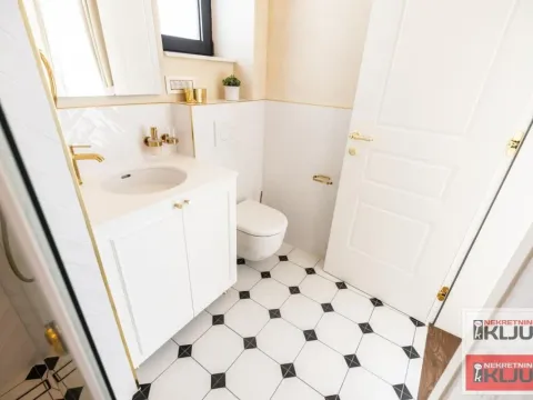 Rent, four bedroom apartment, 120m², Tatarsko brdo, Petrovaradin - image 13