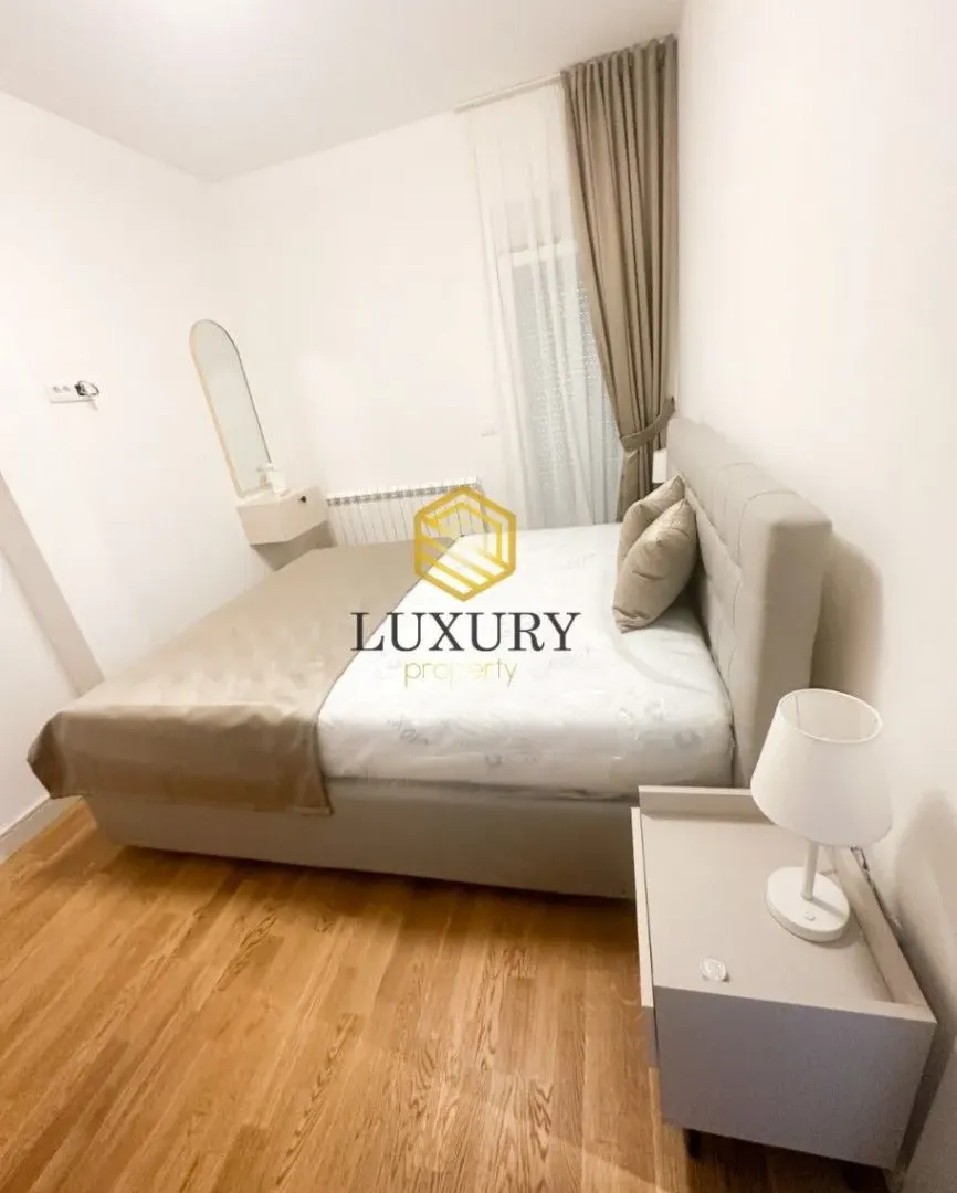 Prodaja, jednosoban stan, 54m², Centar, Kolašin