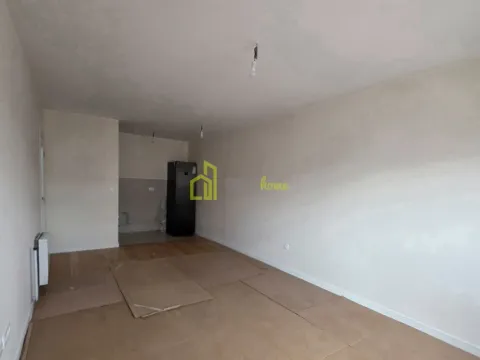 Izdavanje, dvosoban stan, Central Point, Podgorica - image 2