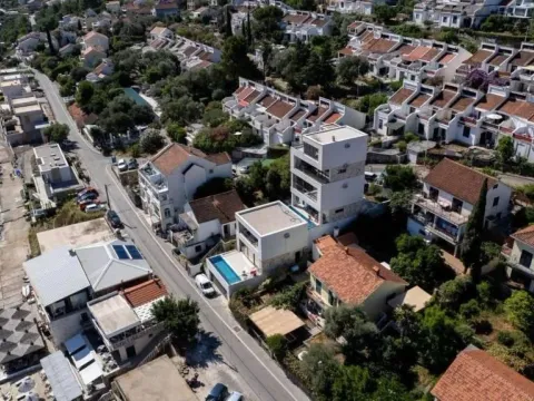 Prodaja, kuća, 200m², Krašići, Tivat - image 7