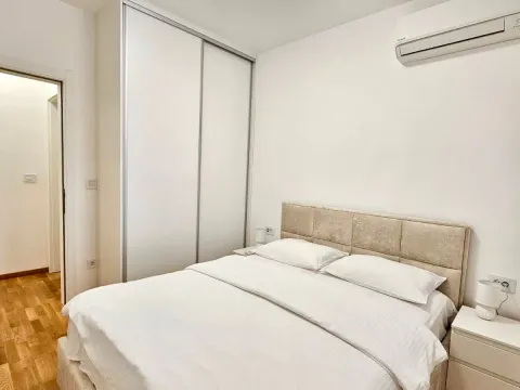 Rent, one bedroom apartment, 45m², Stari Aerodrom, Podgorica - image 7