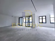 Prodaja, četvorosoban stan, 183m², Vračar Hram, Vračar Sve Podlokacije - image 7