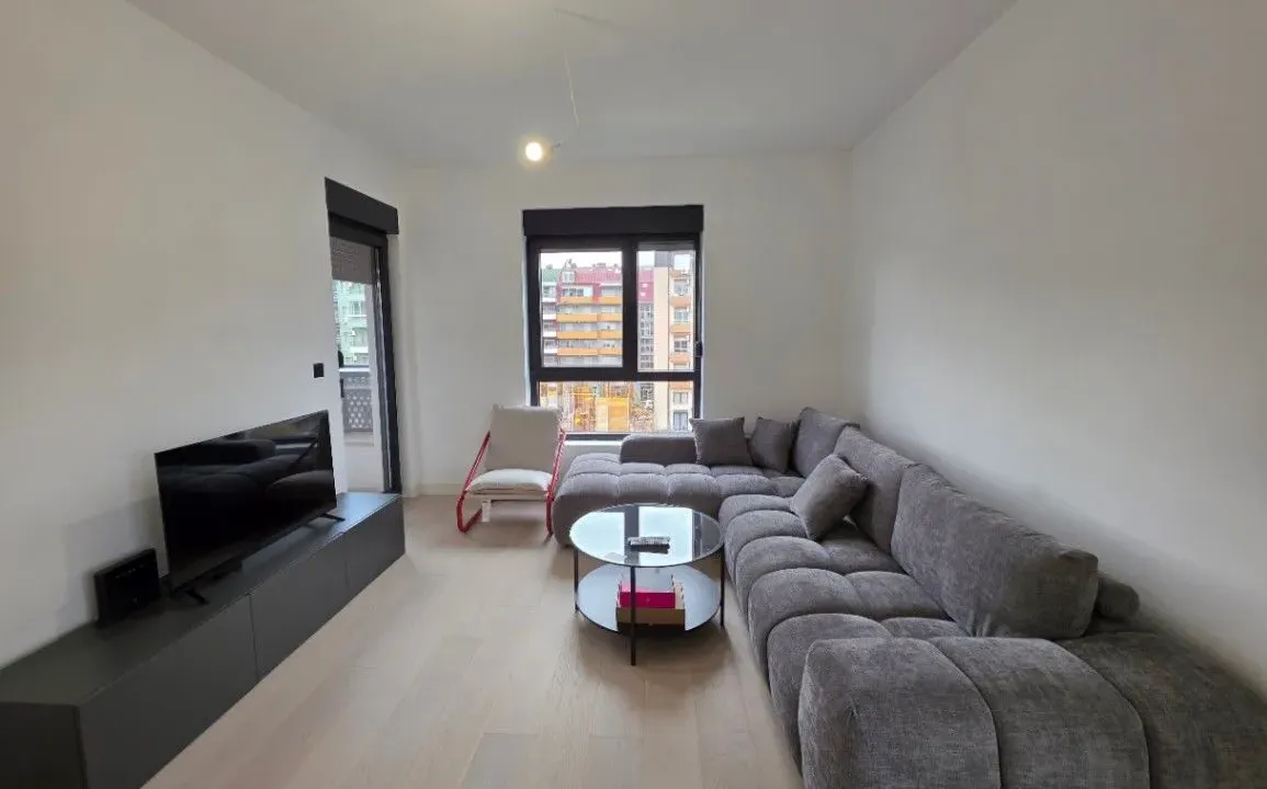 Izdavanje, dvosoban stan, 63m², Preko Morače, Podgorica