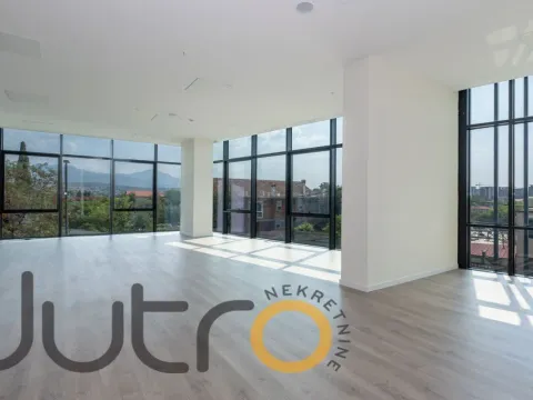 Rent, office space, 2542m², Podgorica, Crna Gora - image 5