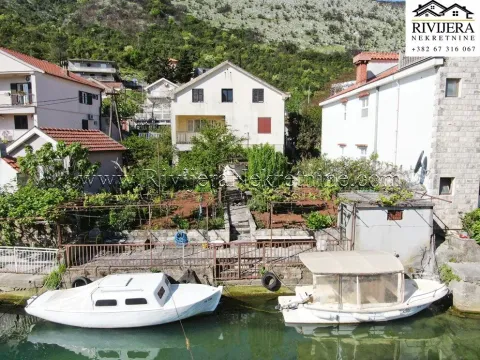 Sale, house, 260m², Igalo, Herceg Novi - image 2