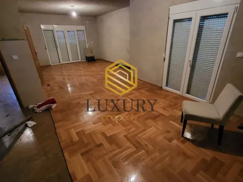 Rent, house, 200m², Zeta, Podgorica - image 3