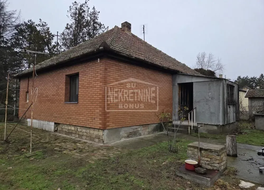 Prodaja, kuća, 100m², Zorka, Subotica