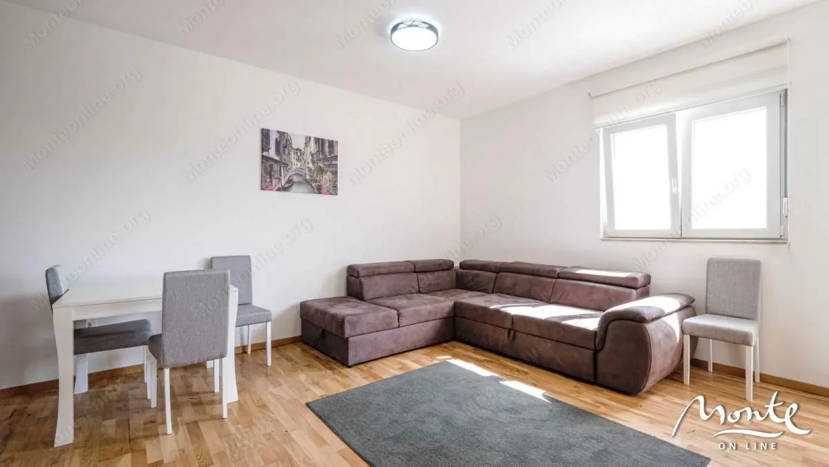 Sale, two bedroom apartment, 59m², Bečići, Budva