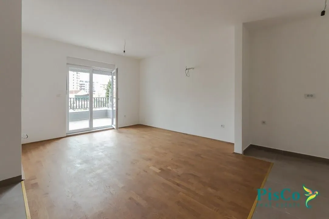 Prodaja, jednosoban stan, 54m², Central Point, Podgorica