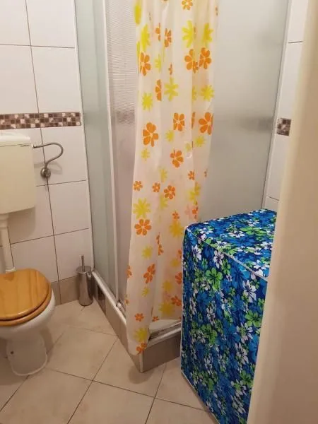 Prodaja, trosoban stan, 108m², Grbavica, Novi Sad Sve Podlokacije