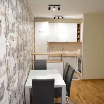 Izdavanje, jednosoban stan, 50m², City Kej, Podgorica - image 5