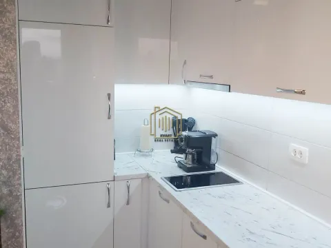 Izdavanje, dvosoban stan, 57m², Stari Aerodrom, Podgorica - image 13