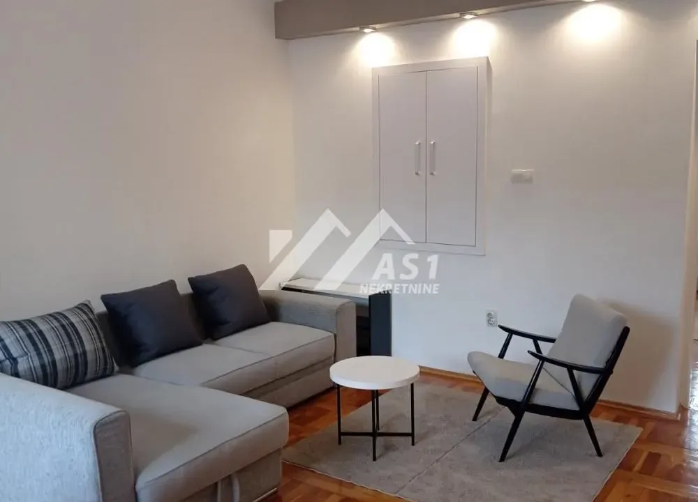 Rent, three bedroom apartment, 82m², Centar, Novi Sad