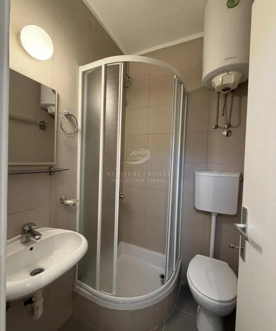 Sale, two bedroom apartment, 55m², Voždovac Sve Podlokacije, Beograd