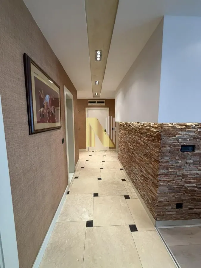 Rent, apartment, 174m², Grbavica, Novi Sad Sve Podlokacije