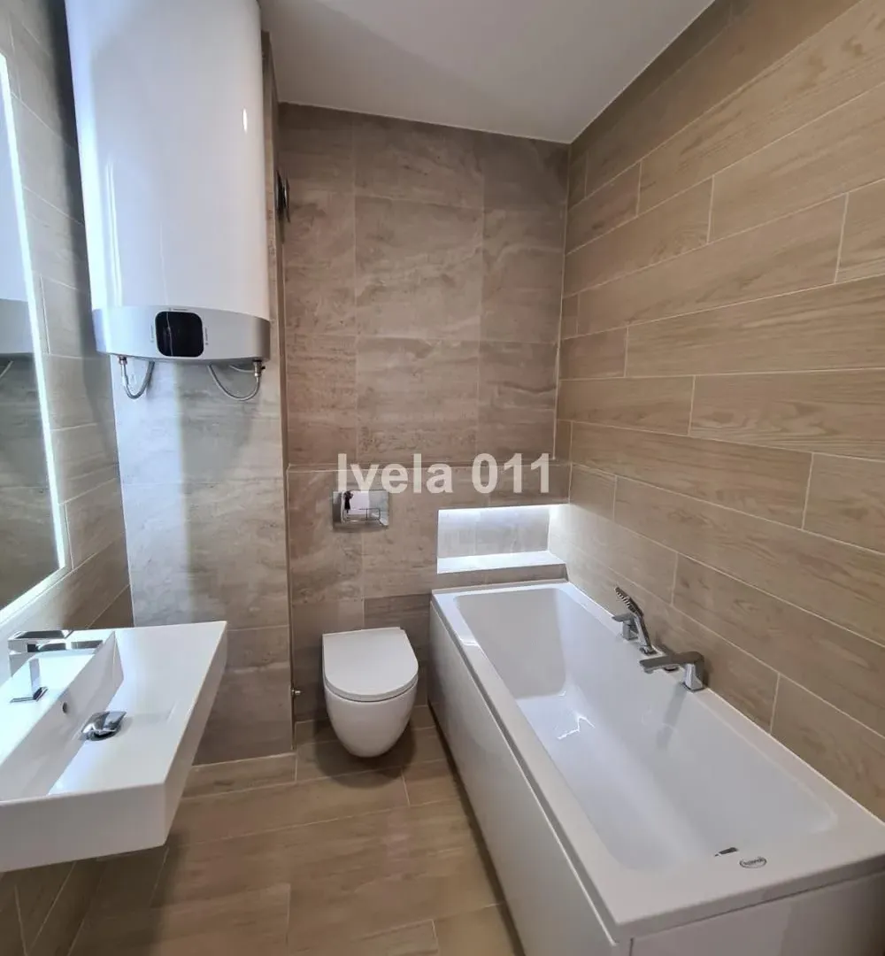 Sale, four bedroom apartment, 145m², Savski Venac, Beograd