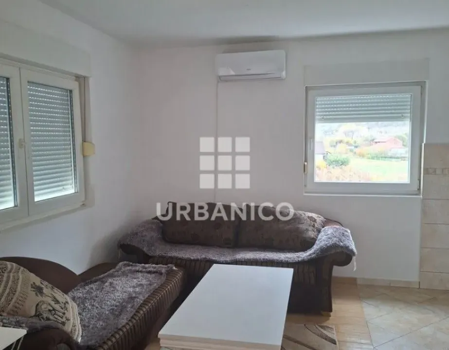 Izdavanje, jednosoban stan, 51m², Tološi, Podgorica