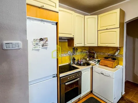 Izdavanje, dvosoban stan, 52m², Budva, Crna Gora - image 12