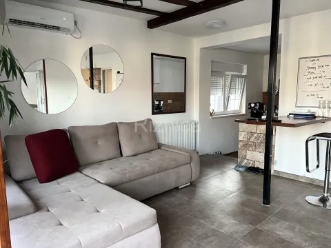 Sale, three bedroom apartment, 159m², Niš, Srbija - image 2