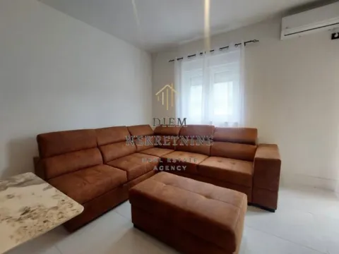 Izdavanje, dvosoban stan, 60m², Radanovići, Kotor - image 3