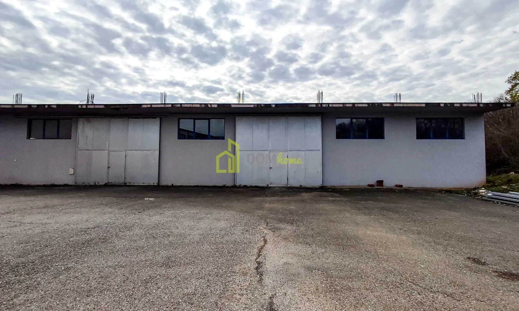 Rent, office space, 880m², Bandići, Danilovgrad