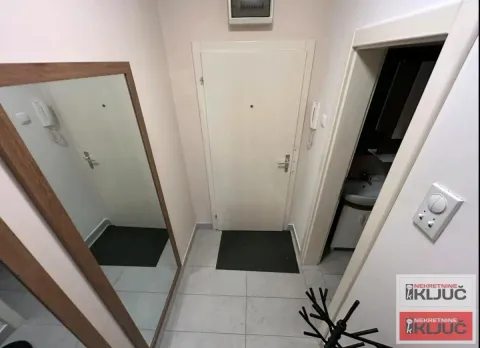 Izdavanje, garsonjera, 25m², Grbavica, Novi Sad Sve Podlokacije - image 4