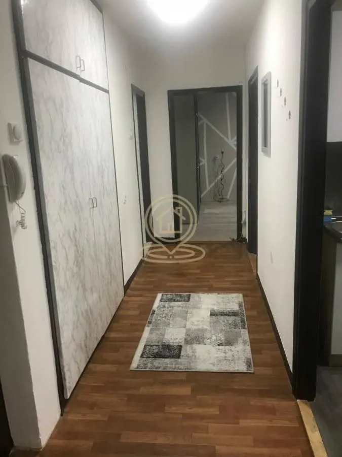Prodaja, trosoban stan, 72m², Medijana, Niš