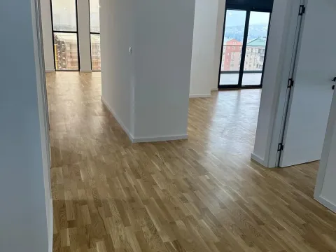 Rent, office space, 269m², Stari Aerodrom, Podgorica - image 6