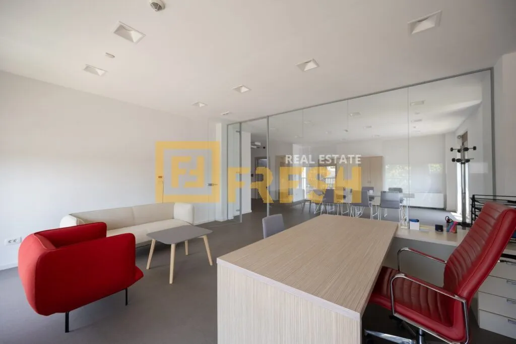 Rent, office space, 178m², Preko Morače, Podgorica
