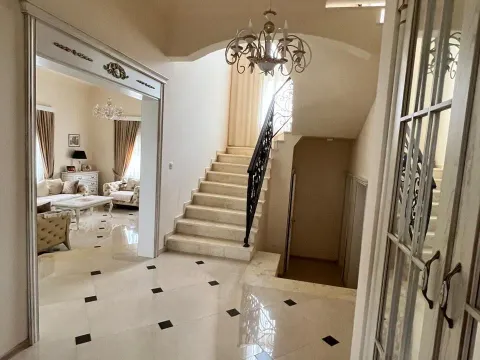 Prodaja, kuća, 277m², Radovići, Tivat - image 11
