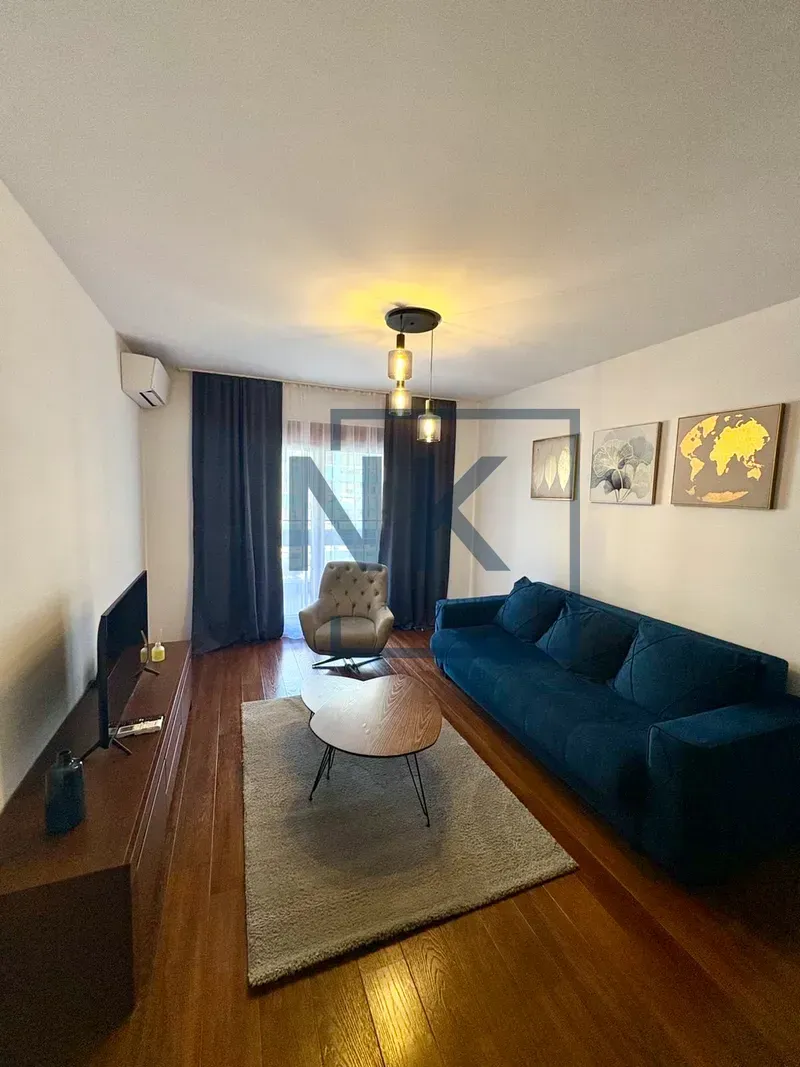 Izdavanje, jednosoban stan, 50m², Master Kvart, Podgorica