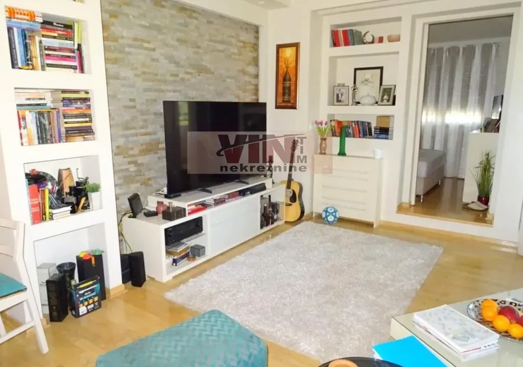 Prodaja, trosoban stan, 94m², Hala Pionir, Palilula Sve Podlokacije