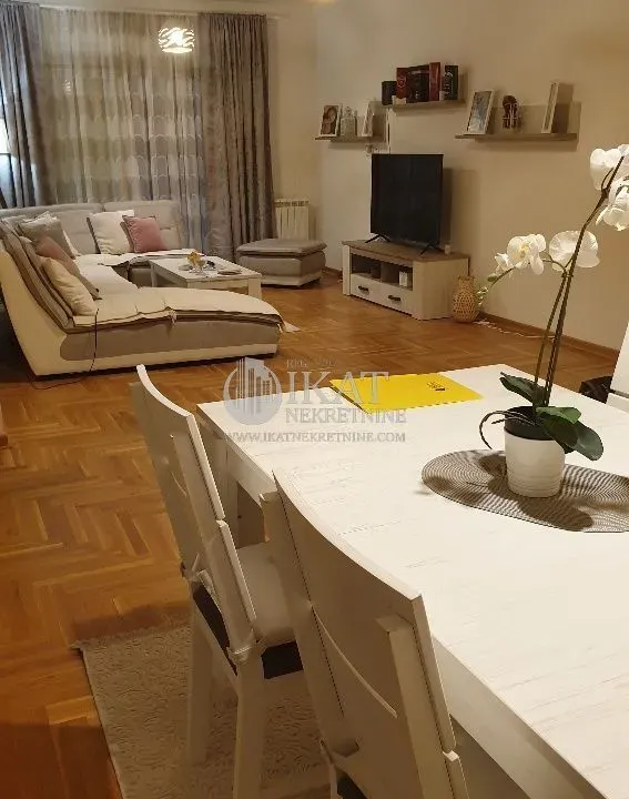 Prodaja, četvorosoban stan, 114m², Jajinci, Voždovac Sve Podlokacije