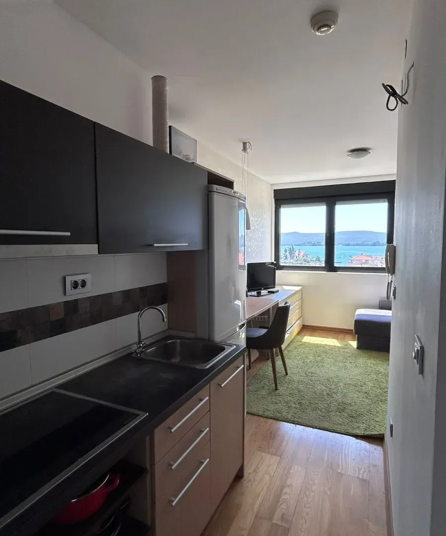 Rent, studio apartment, 25m², Tivat, Crna Gora