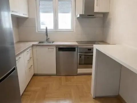 Prodaja, trosoban stan, 82m², Čubura, Beograd - image 2
