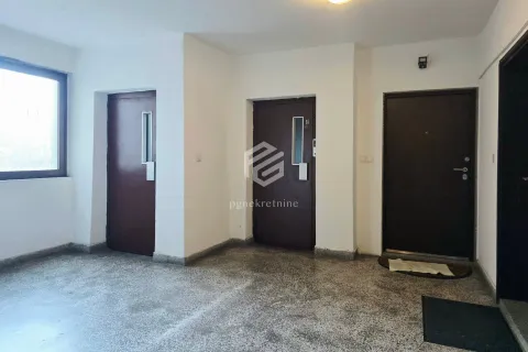 Rent, one bedroom apartment, 42m², Centar, Podgorica - image 2