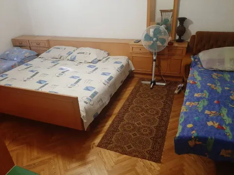 Prodaja, kuća, 210m², Bar, Crna Gora - image 9