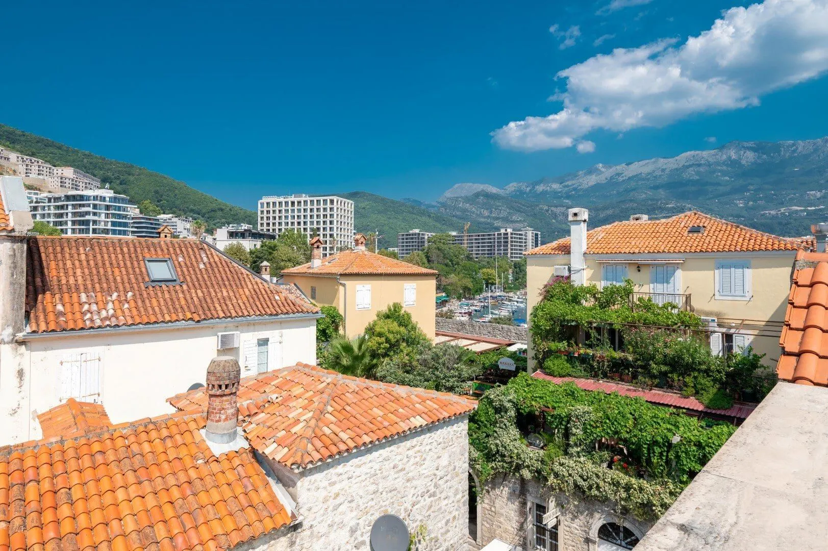 Sale, three bedroom apartment, 192m², Budva, Crna Gora