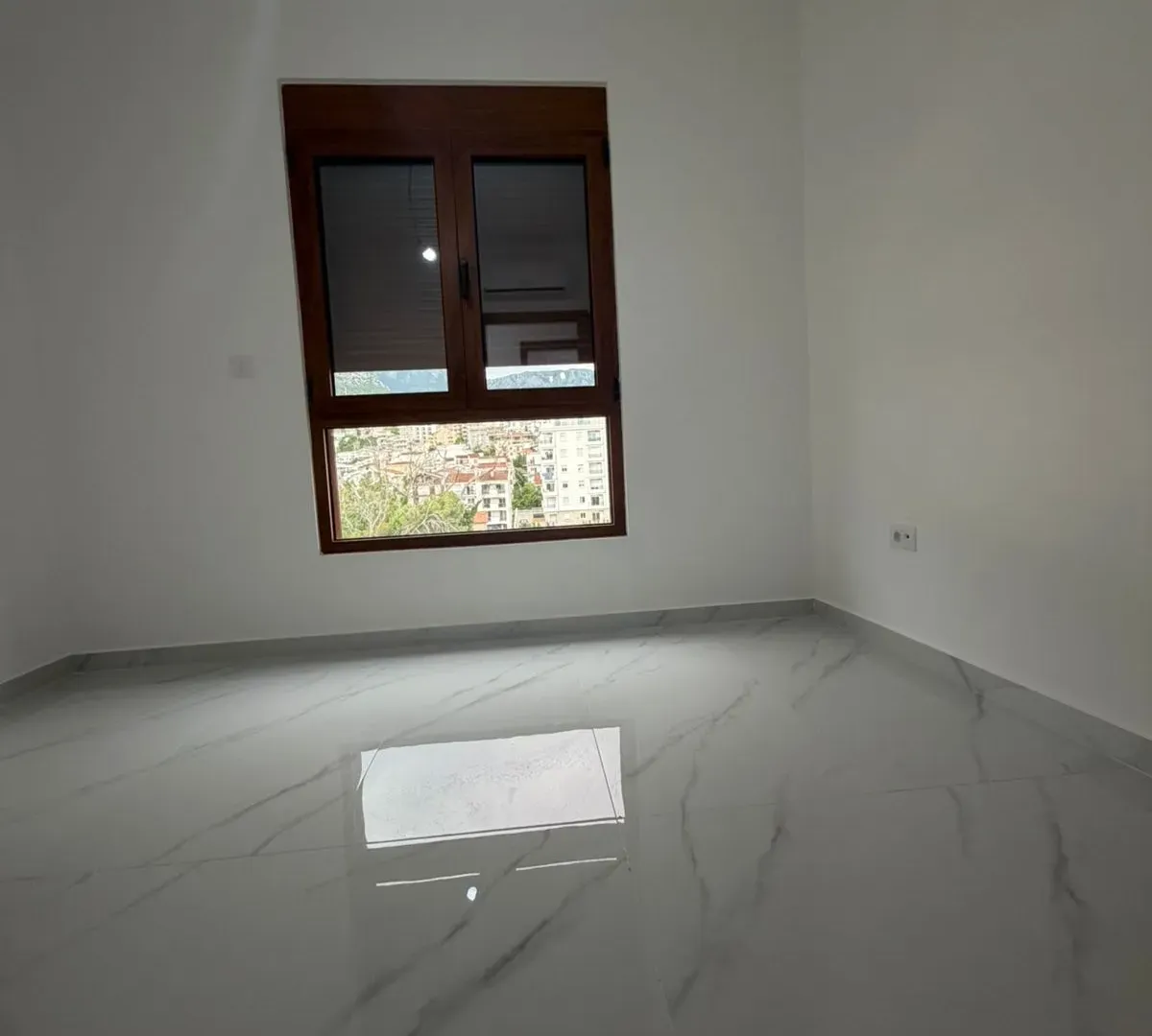 Sale, two bedroom apartment, 72m², Šušanj, Bar