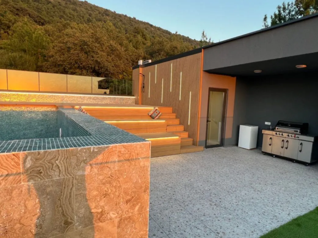 Sale, house, 480m², Kavač, Kotor