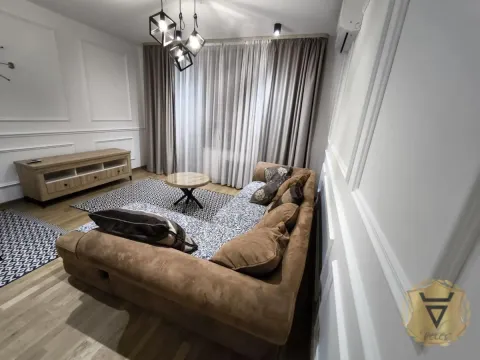 Stan in Južni Bulevar