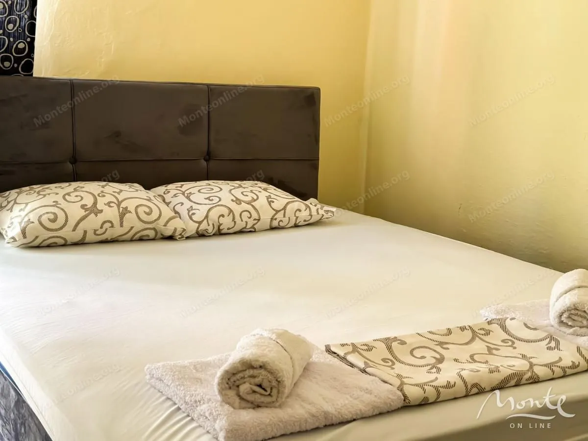 Prodaja, dvosoban stan, 60m², Škaljari, Kotor