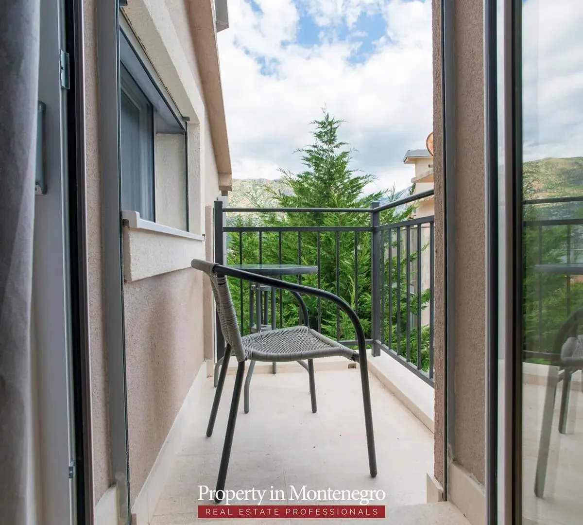 Prodaja, kuća, 350m², Stoliv, Kotor