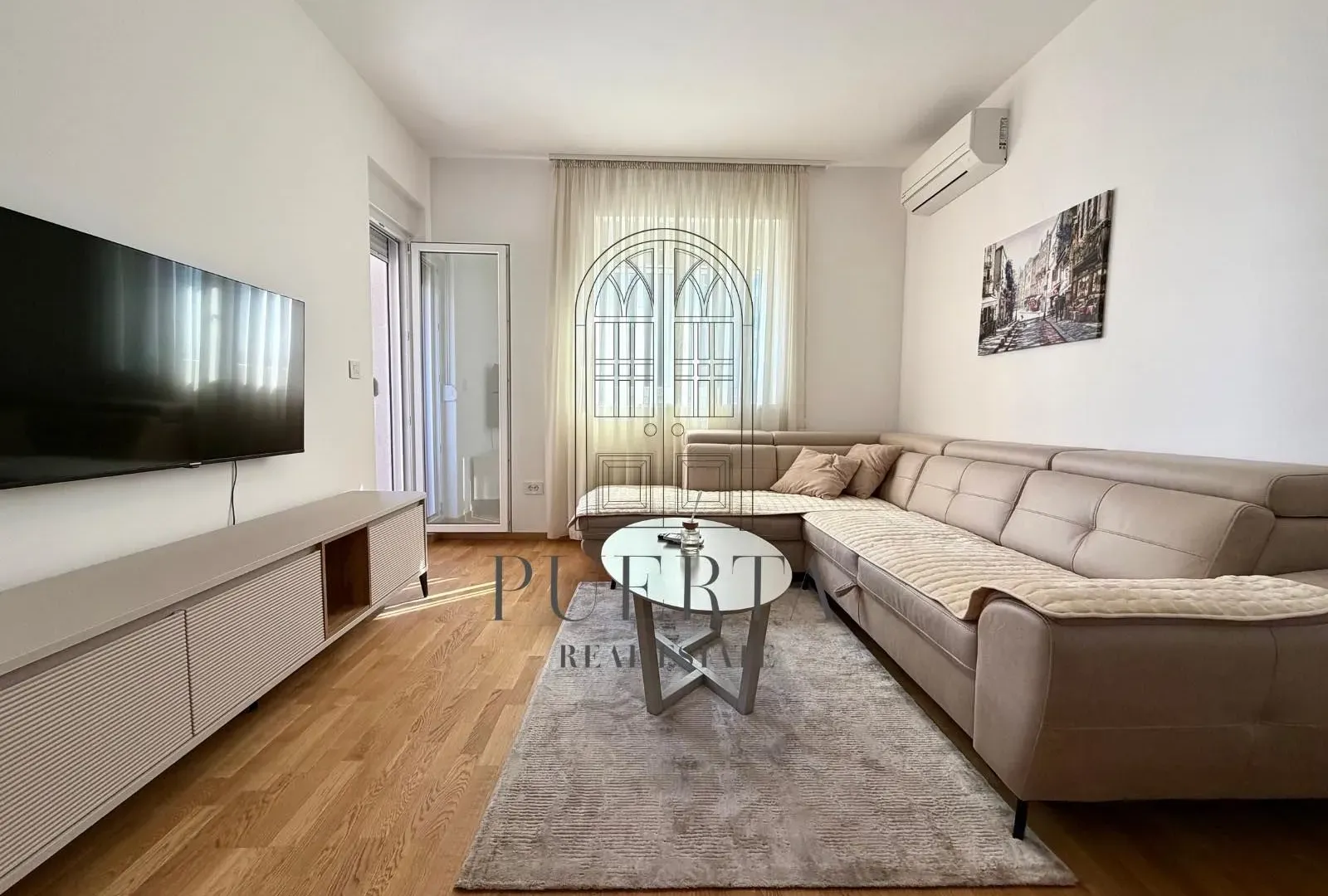 Rent, one bedroom apartment, 46m², Stari Aerodrom, Podgorica