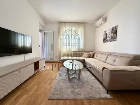 Rent, one bedroom apartment, 46m², Stari Aerodrom, Podgorica - image 1