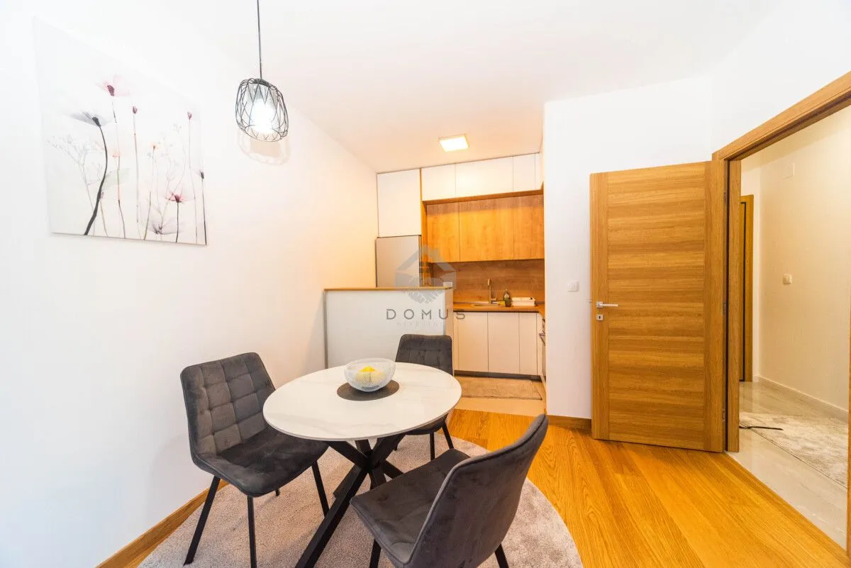 Izdavanje, jednosoban stan, 45m², New City, Podgorica