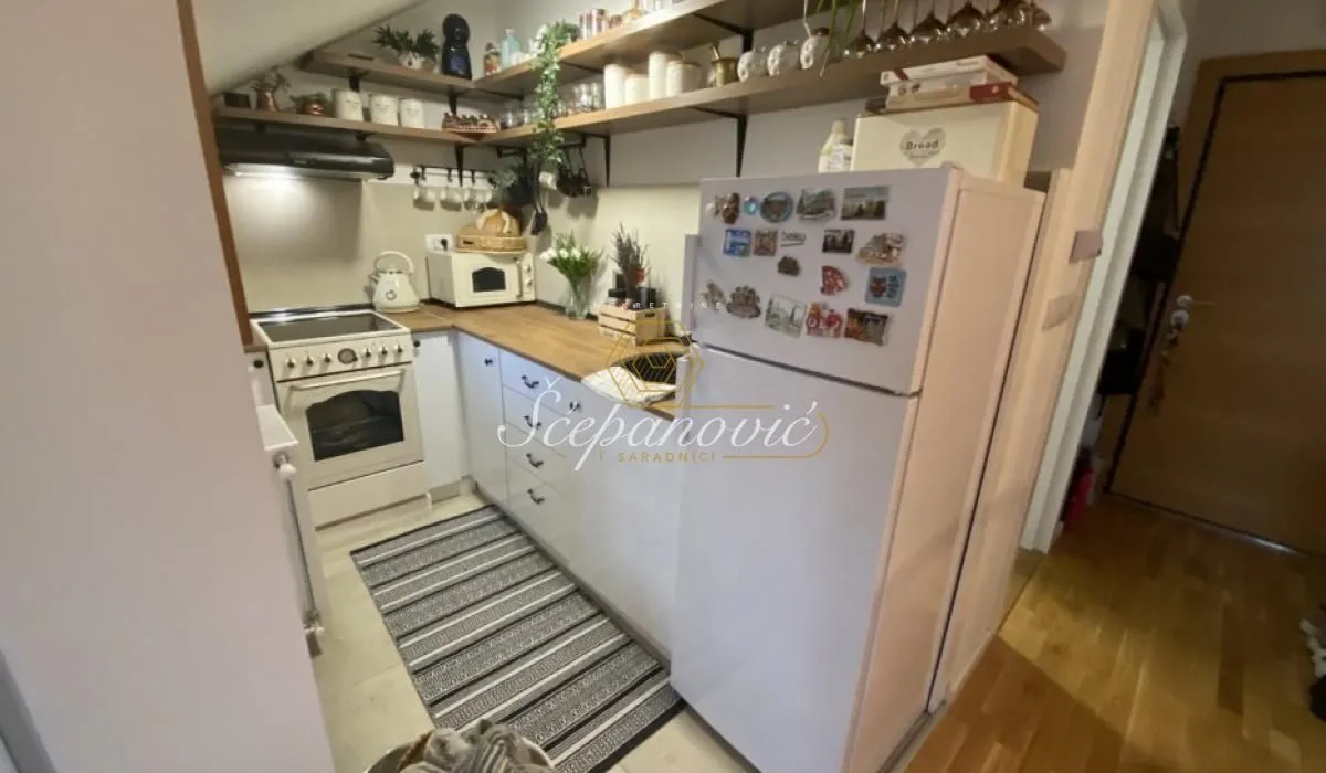 Prodaja, dvosoban stan, 43m², Podbara, Novi Sad Sve Podlokacije